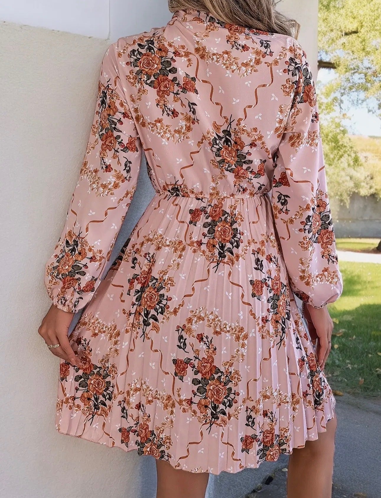 Long Sleeve Floral Print Dress with Bow Tie