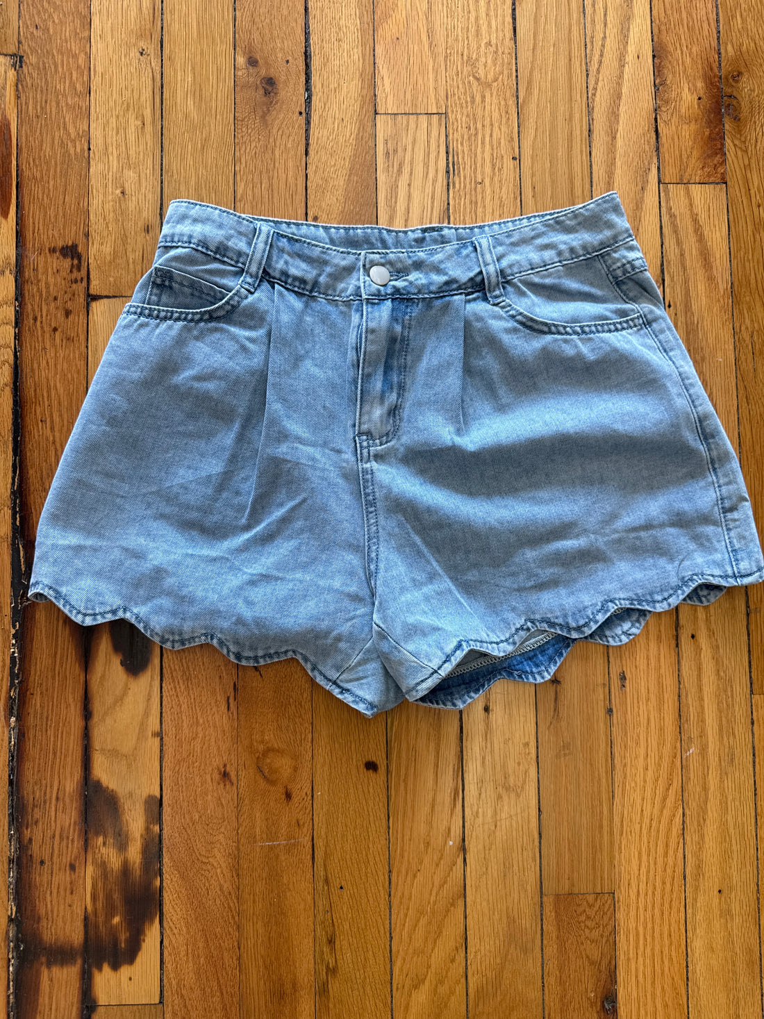 Scalloped Edge Shorts
